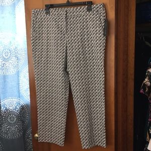 NWT! Audrey & Celine Houndstooth Ankle Pant